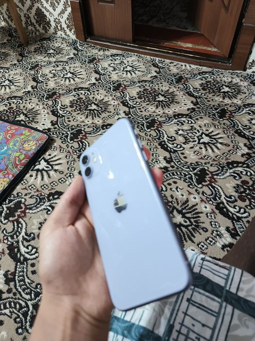 Iphone 11 sotuvda