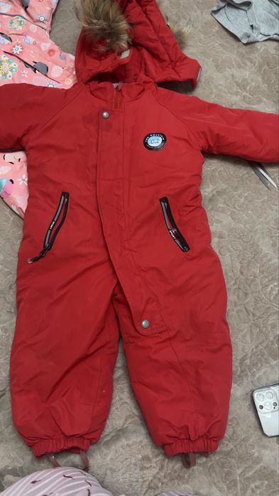 Продам комбезы на рост 100см