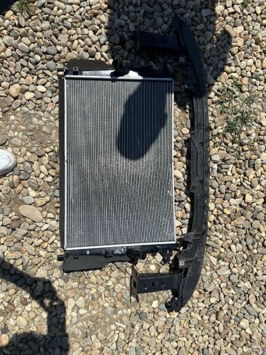 Radiator apa / armatura traversa radiatoare Mazda CX-30