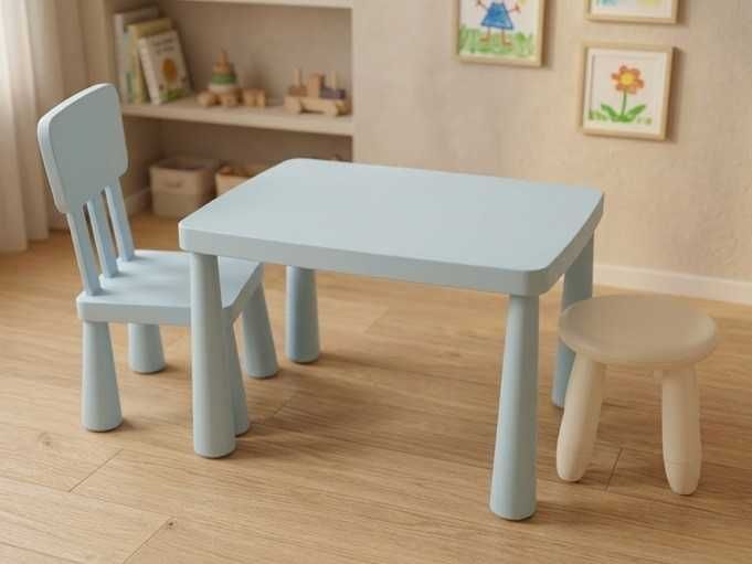Set Masă cu Scaune pentru Copii Ikea – Albastru și Crem, Stare Buna + Cadou Treapta Lavoar