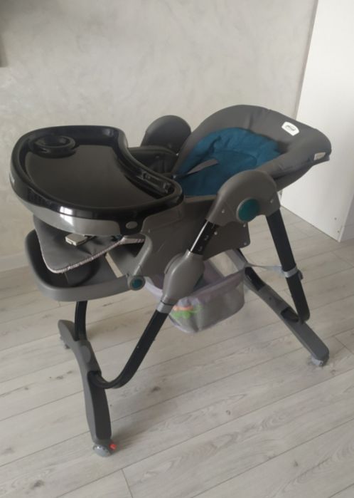 Продам стульчик для кормления