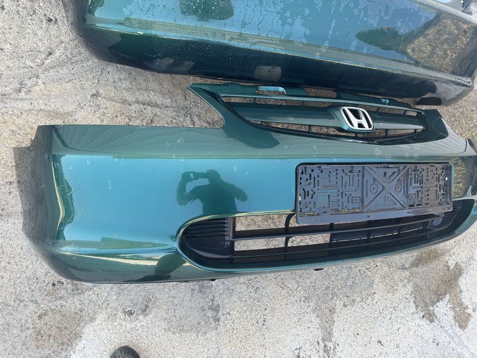 Предна,задна броня,преден капак Honda Civic 7