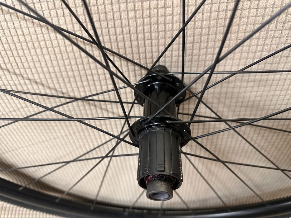 Roata spate gravel DT Swiss R470db