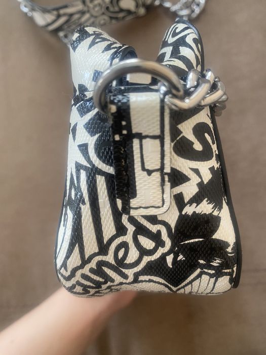 Оригинална чанта Guess