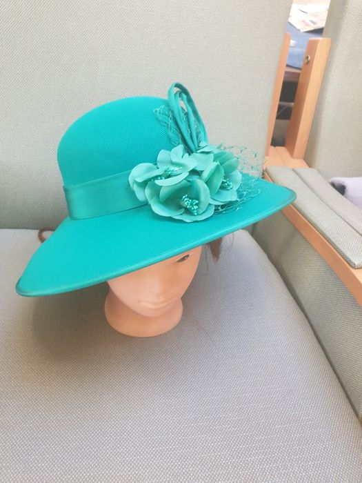 Pălărie pentru nunți