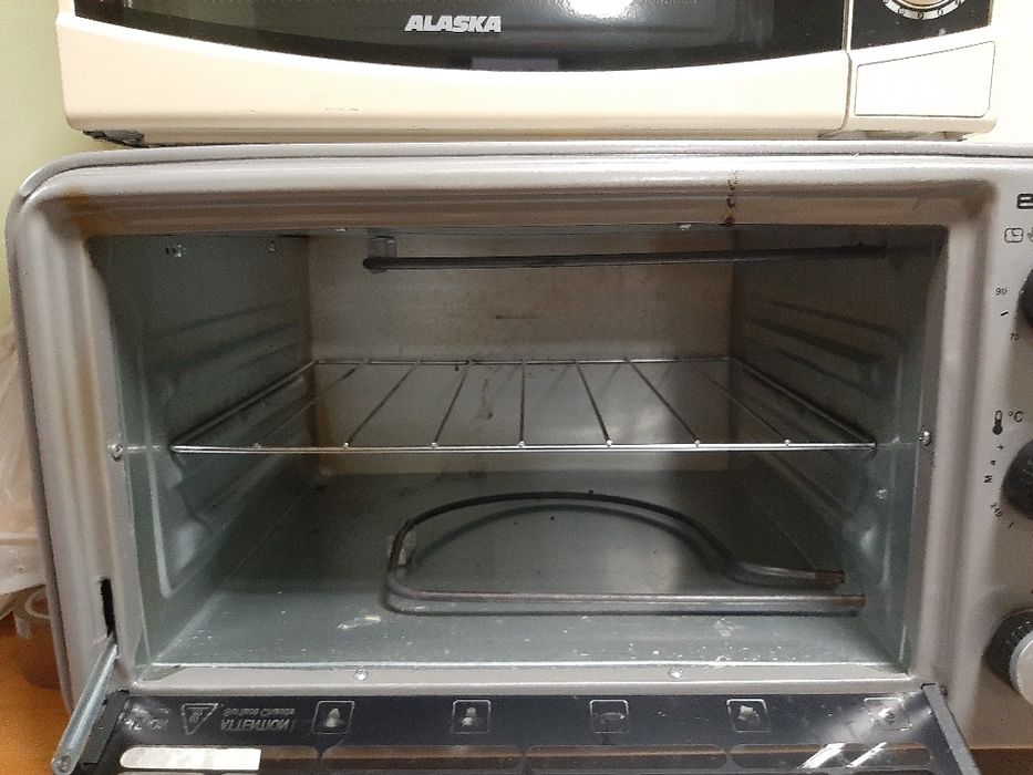 Cuptor electric nefolosit