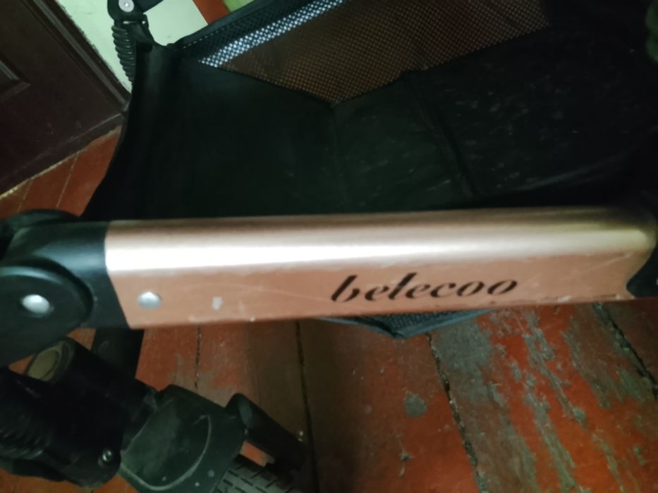 Продам прогулочный коляску.