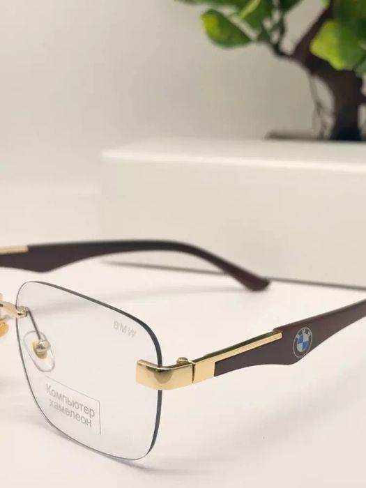 BMW dizaynida kampyuter hamelyon achkilari