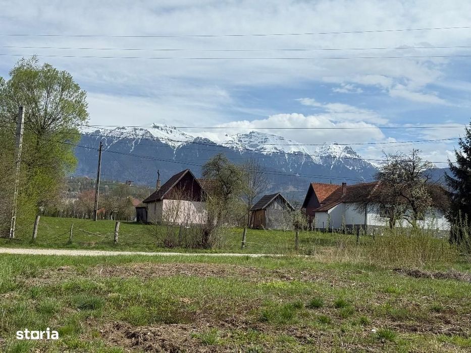 Teren intravilan Bran Predelut cu utilitati