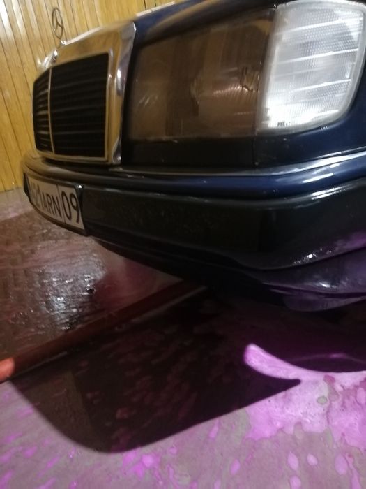 Продаю Мерседес 124.