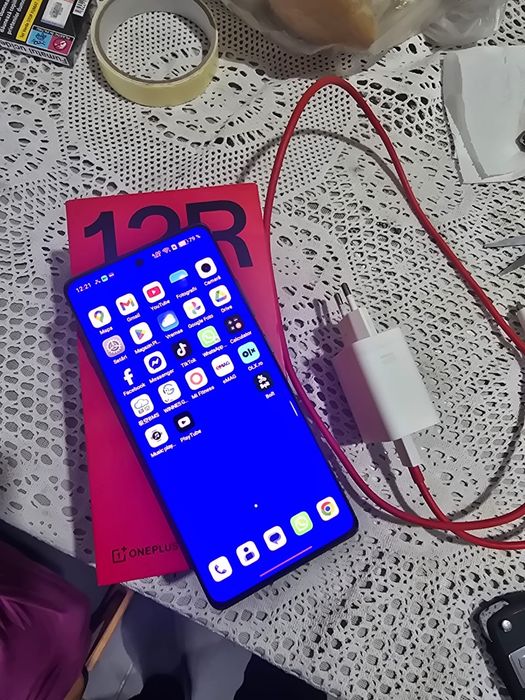 Oneplus 12 R, 16gb RAM cu 266 GB stocare