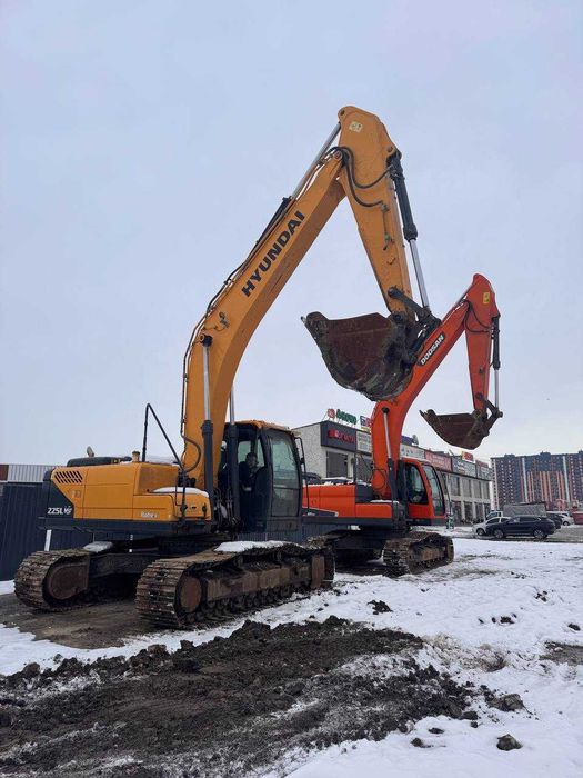 Гусеничный Экскаватор HYUNDAI DOOSAN
