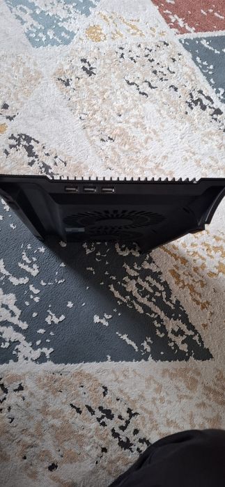 Охлаждающая подставка Deepcool, 2 вентилятора рабочая

вентилятора, ра