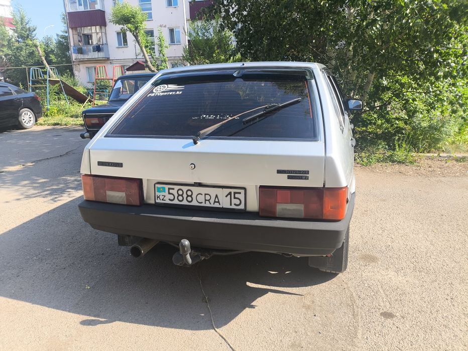 Продам машину ваз 2109.