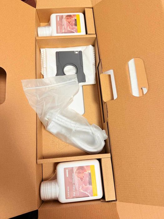 Vand Dreame Aqua10 Ultra Track Complete Aspirator robot cu MOP - NOU