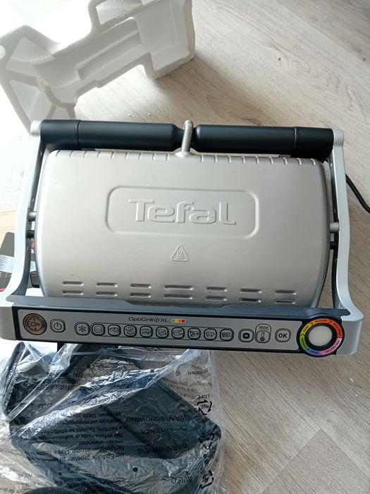 Електрически грил Tefal OptiGrill+ XL