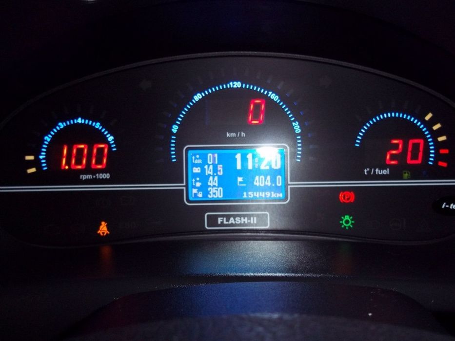 Щиток приборов flash 2