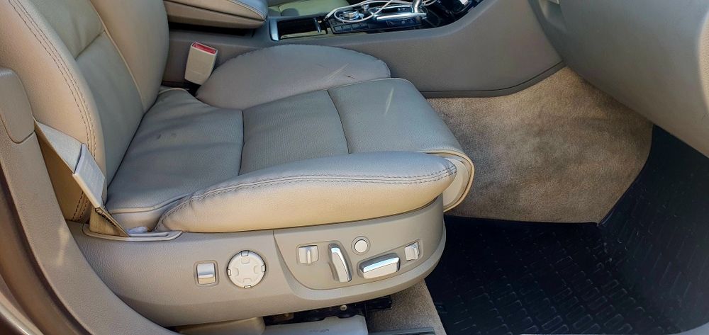 Vând sau Schimb audi A8 2005