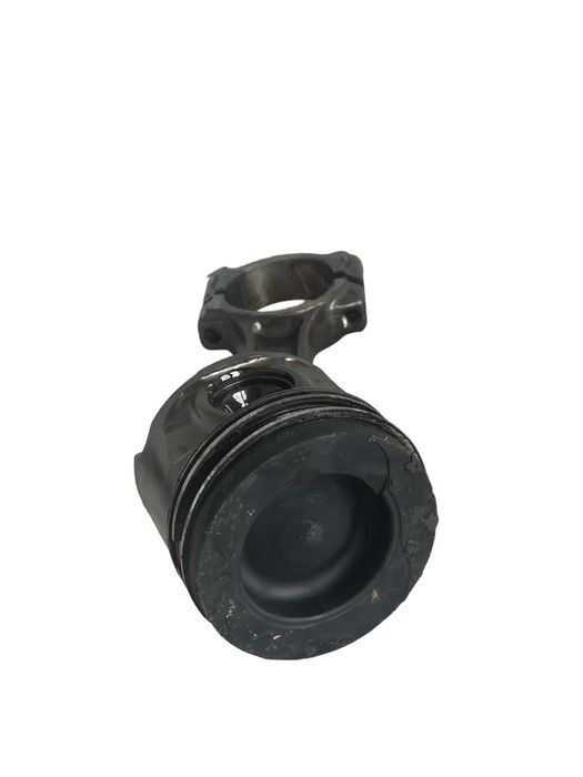 Piston Cu Biela Dacia Duster 2010 - > 1.5Dci Euro5