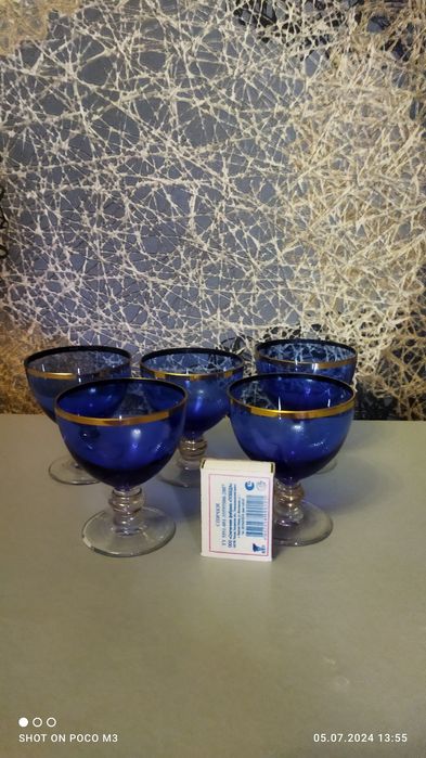 Продаются фужеры чешские