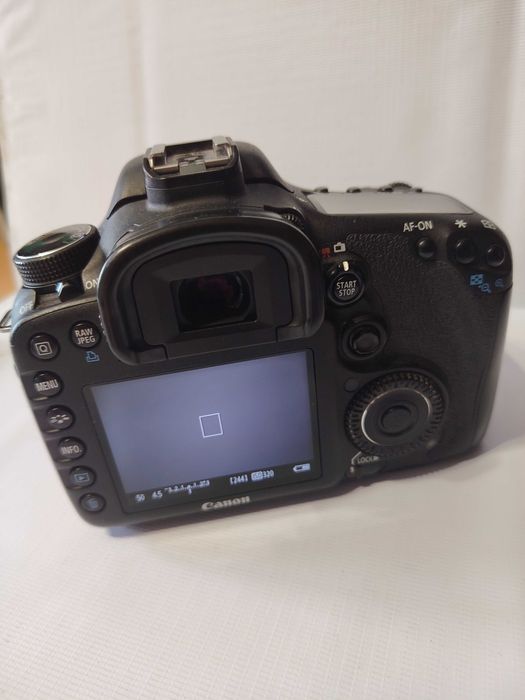 Canon7D и Canon30D из коллекции.