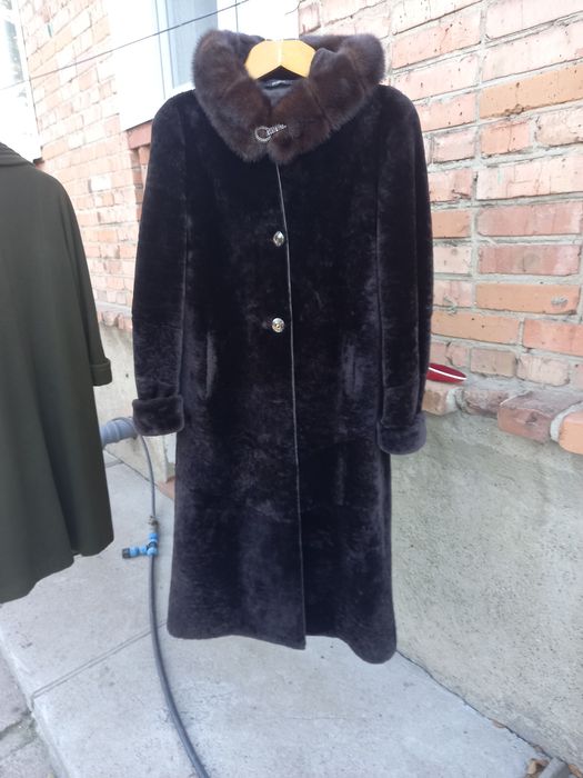 Продам шубу мутоновую