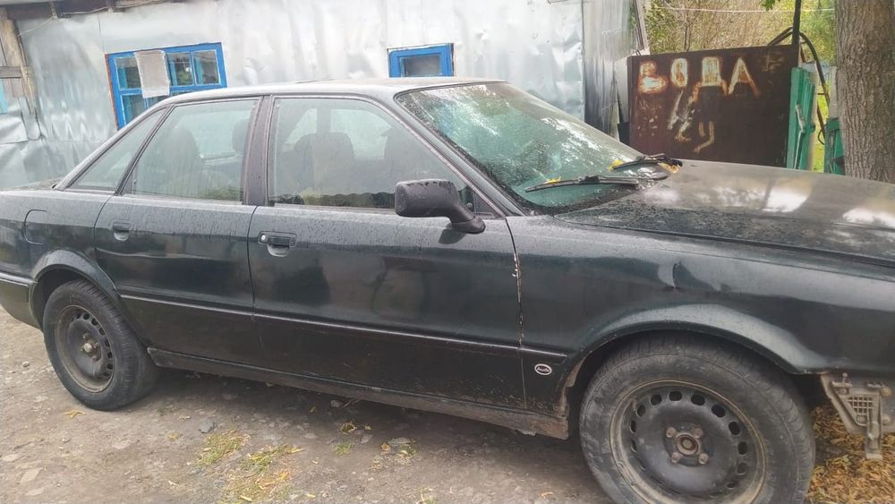 Продам Audi, 1993 г.в.