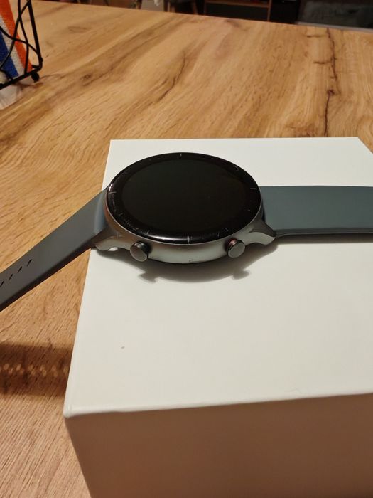 Смарт часовник Amazfit gtr 2e