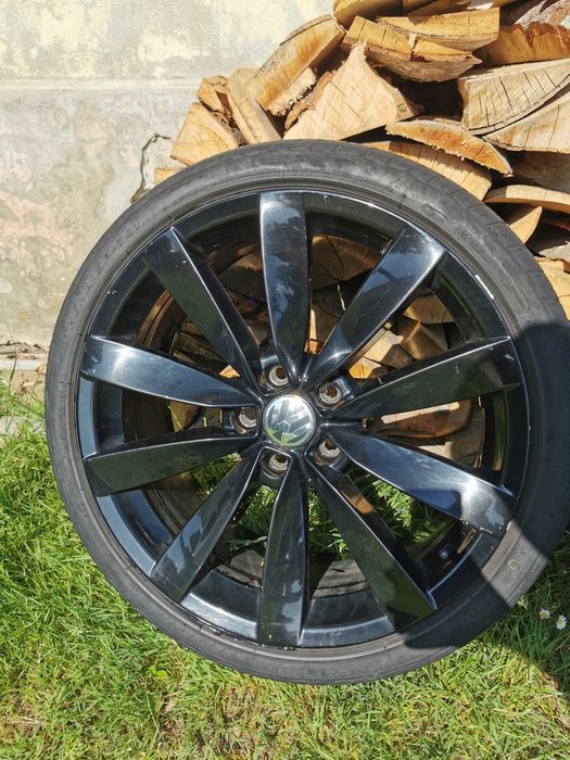 Roti complete vara VW 235/35 R19 91Y