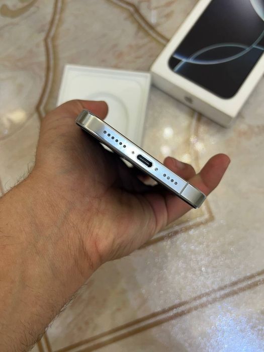 Iphone 16 pro max 98yomks