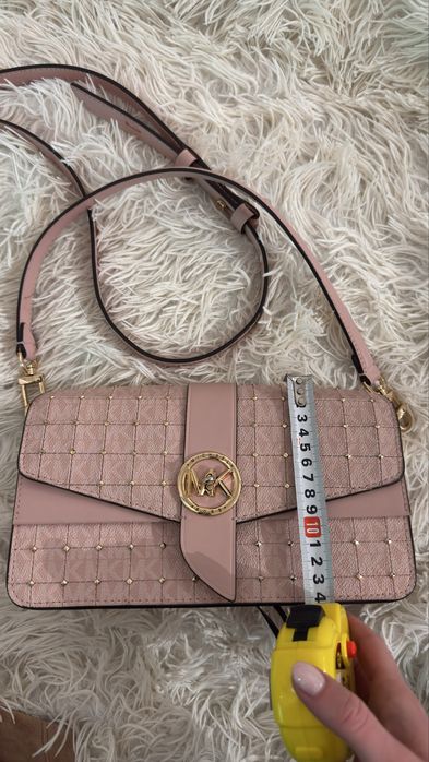 Michael Kors чанта