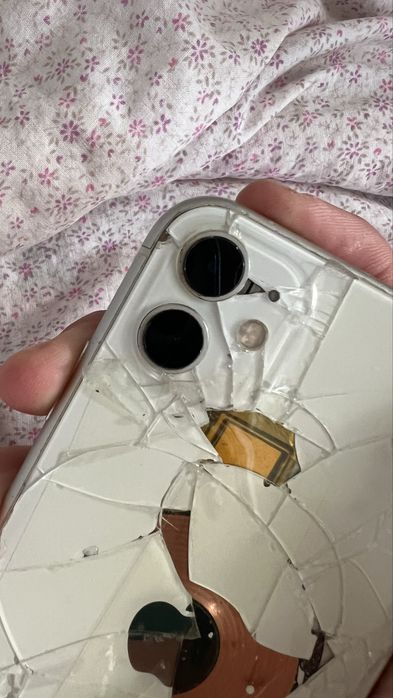 Iphone 11/64 white