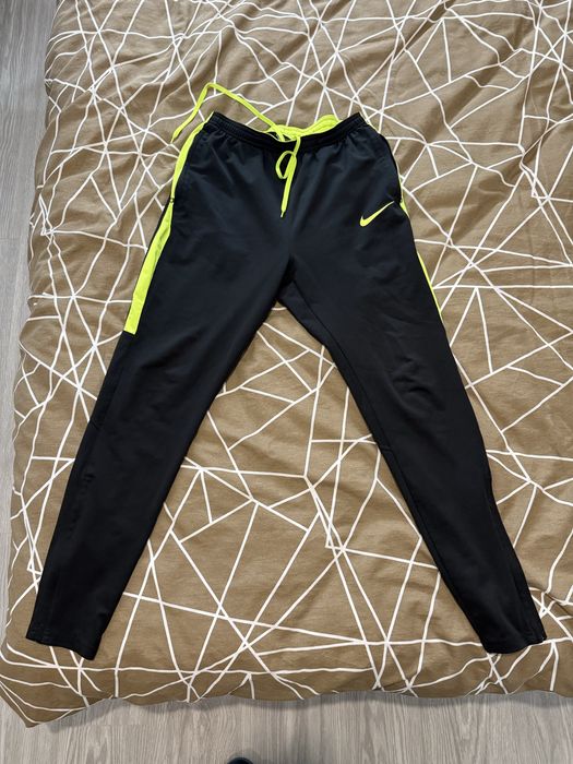Екип Nike размер М