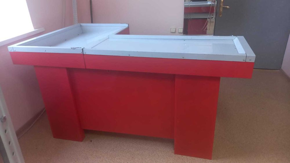 прилавки витрины металлические полки