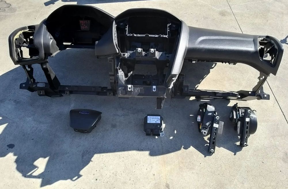 Kit plansa bord ford focus 3 facelift 2015 bm51a018w18ac bm51a044a74fc f1et14b321cb f1eba042b85ab3zhe