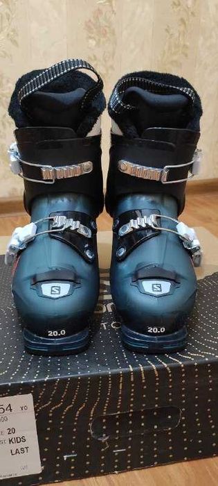 Горнолыжные ботинки Детские SALOMON T2,  и SALOMON T2 RT
