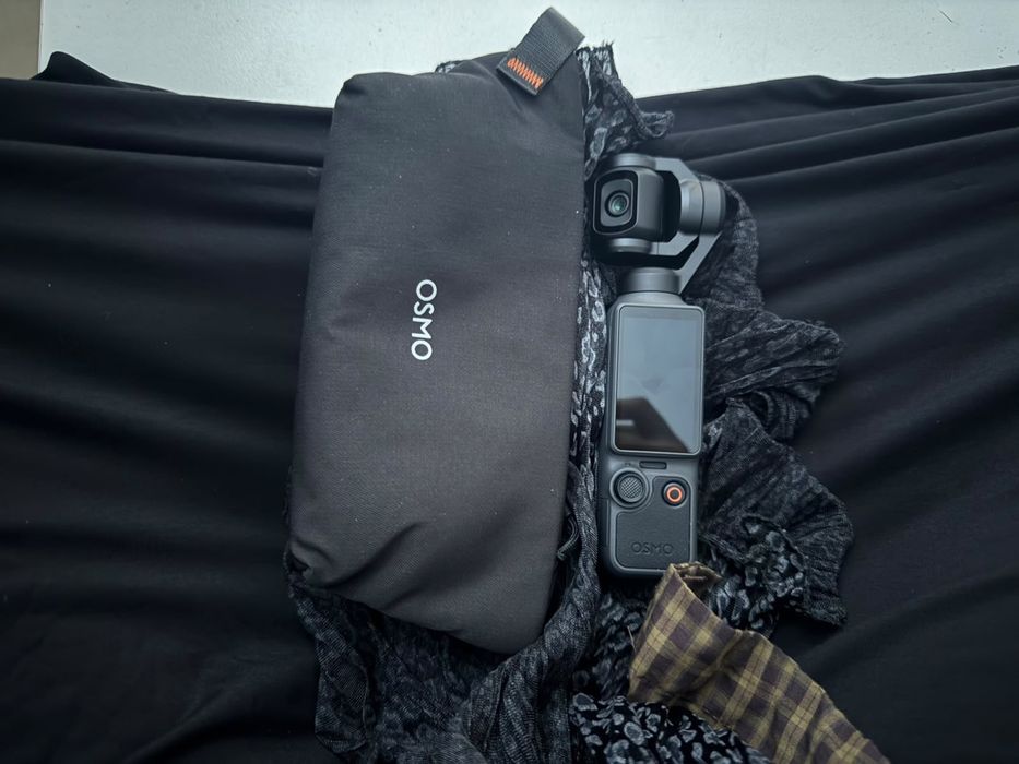 DJI Osmo Pocket 4