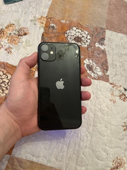 Айфон 11 64гб iPhone