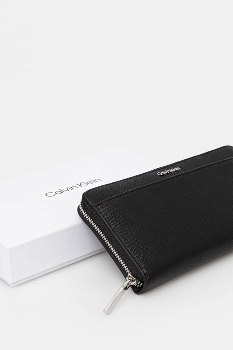 Оригинален клъч портфейл Calvin Klein K60K613070 Black