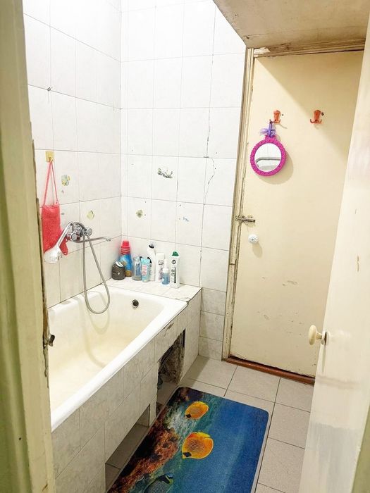 Мирабадский район. Массив куйлюк-3. 3-х комн. Не торец.