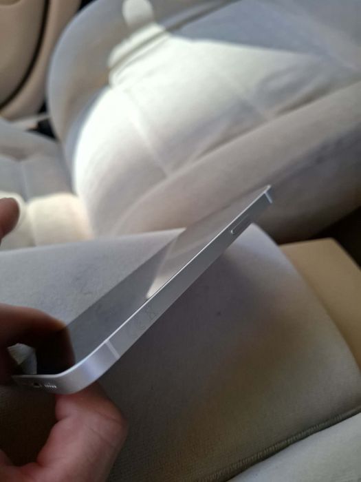 Vand iphone 12 impecabil