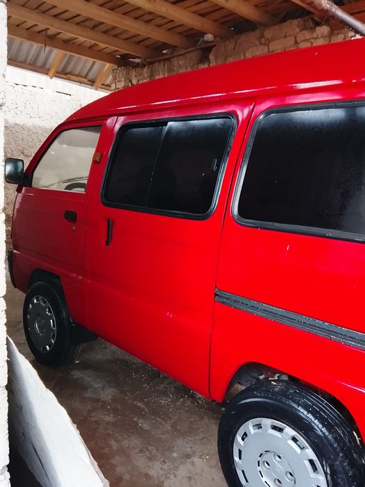 Машина сотилади йили 2006