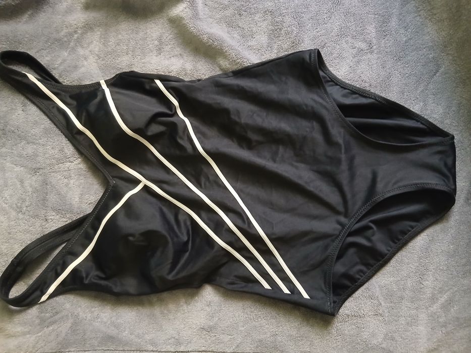 Lot costum de baie intreg mr.M/L