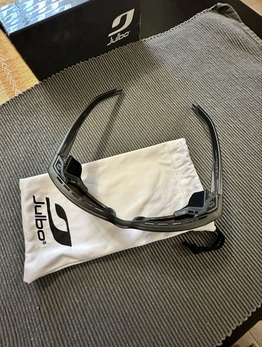 Julbo Shield слънчеви очила