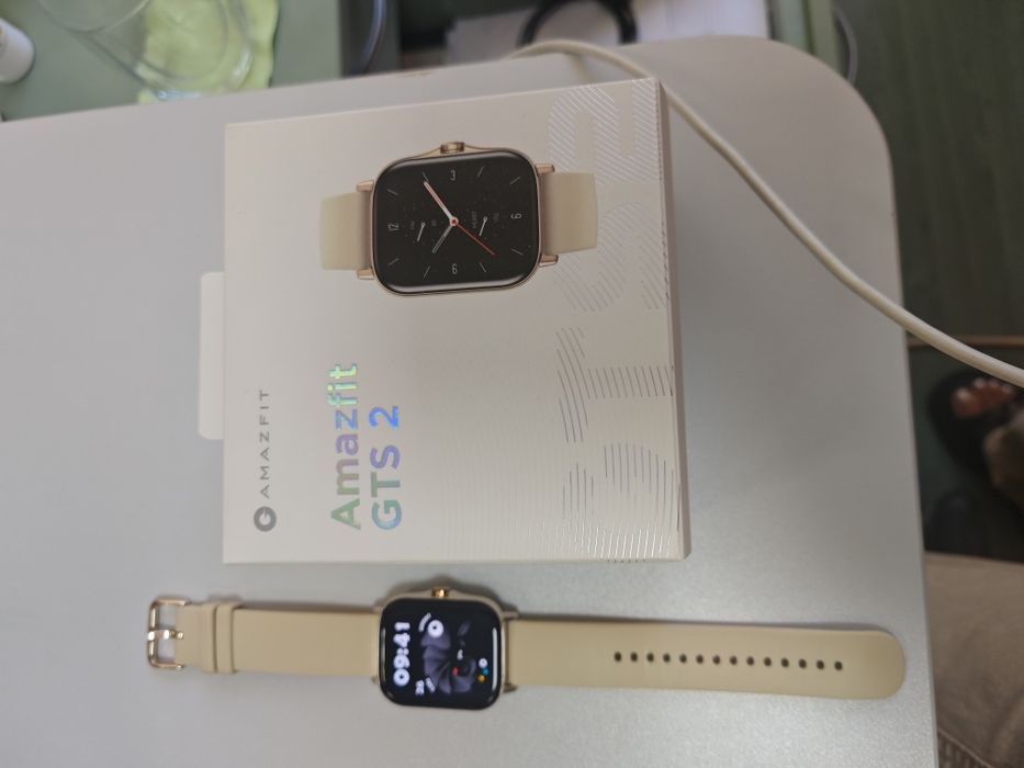 Смарт часовник Amazfit GTS 2 Desert Gold