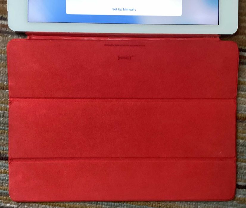 айпад 128 сим пълен комплект с клавиатура ipad air 2, sim 128 gb А1567