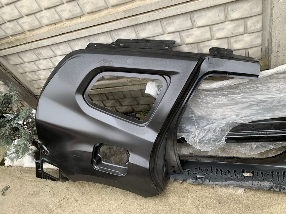 Aripa spate Dacia Duster an 2018/2019/2020/2021/2022/2023/2024