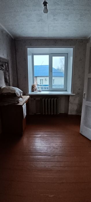 Продам 2-х ком-ю квартиру на Площади.