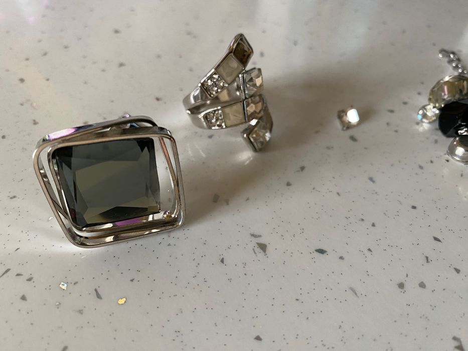 Пръстени в модерен и винтидж дизайн