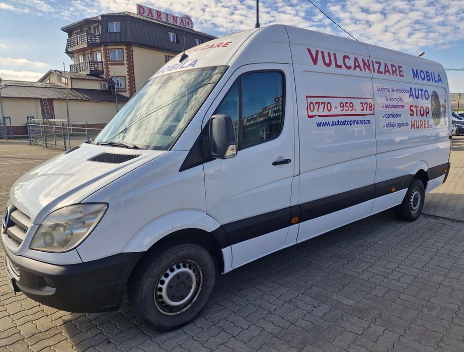 MERCEDES-BENZ Sprinter